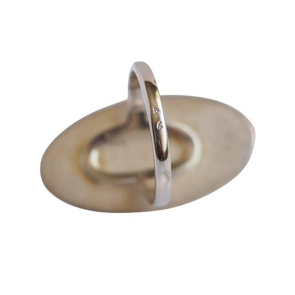 Baltic Cognac and White Amber Oval Cut Statement Ring in 925 Sterling Silver - Picture 4 of 6
